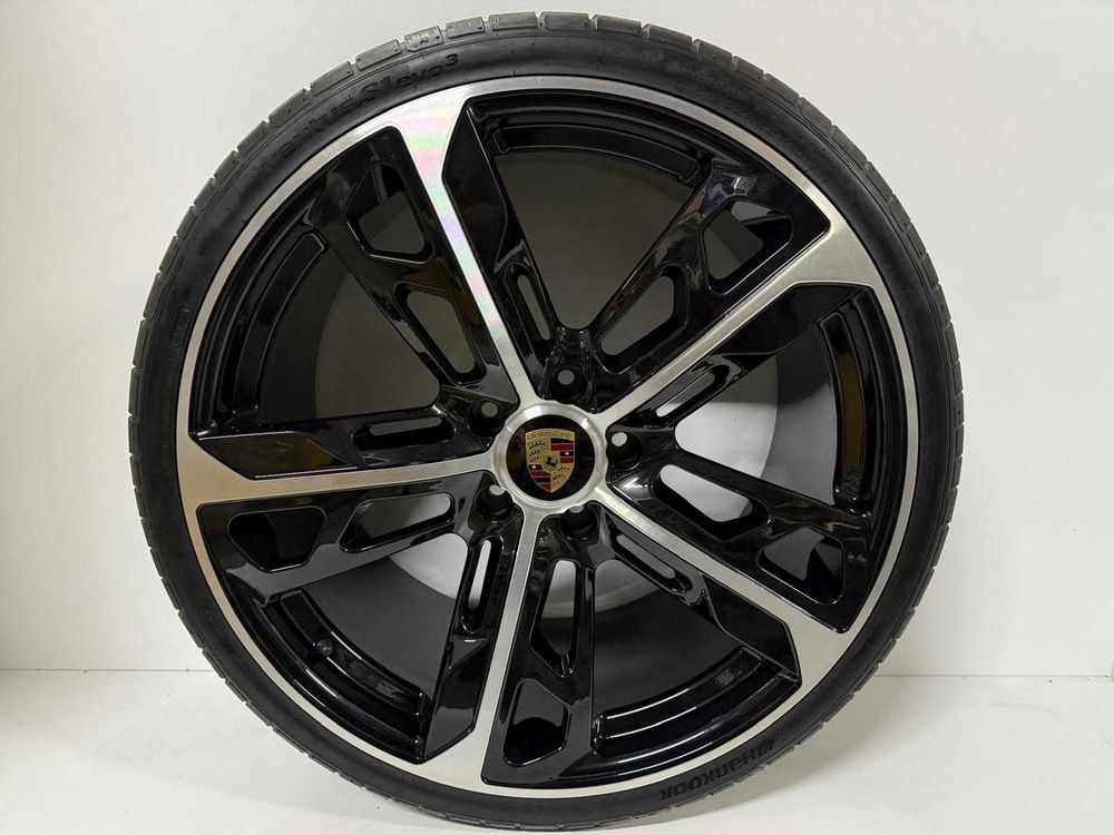 Conjunto 4 Jantes 22" 5x130 e Pneus Porsche Taycan (JRTAYCAN_225X130)