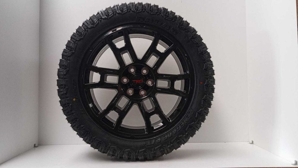 Conjunto 4 Jantes 22 6X139 e Pneus Multimarcas (JRK1630_226X139)