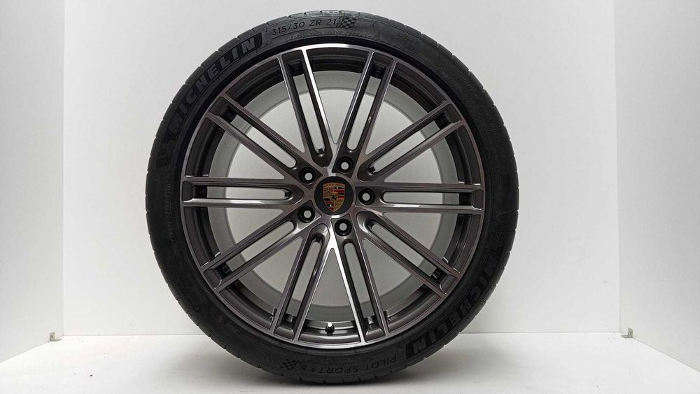 Conjunto 4 jantes "21" 5x130 e pneus Porsche Panamera (JRKOEPANAMERA_215X130)